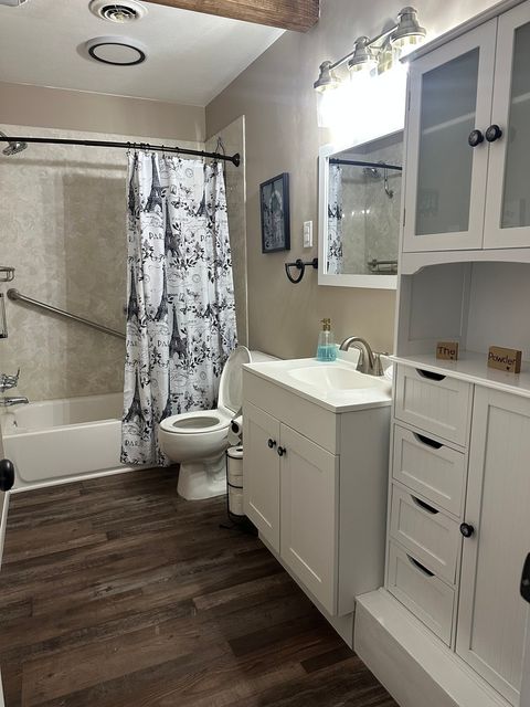 Tiny photo for 6049 E Flyers Drive, Woodlawn, IL 62898 (MLS # 12585447)