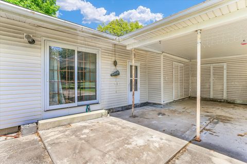 Tiny photo for 7 Birch Lane, Villa Grove, IL 61956 (MLS # 12365968)