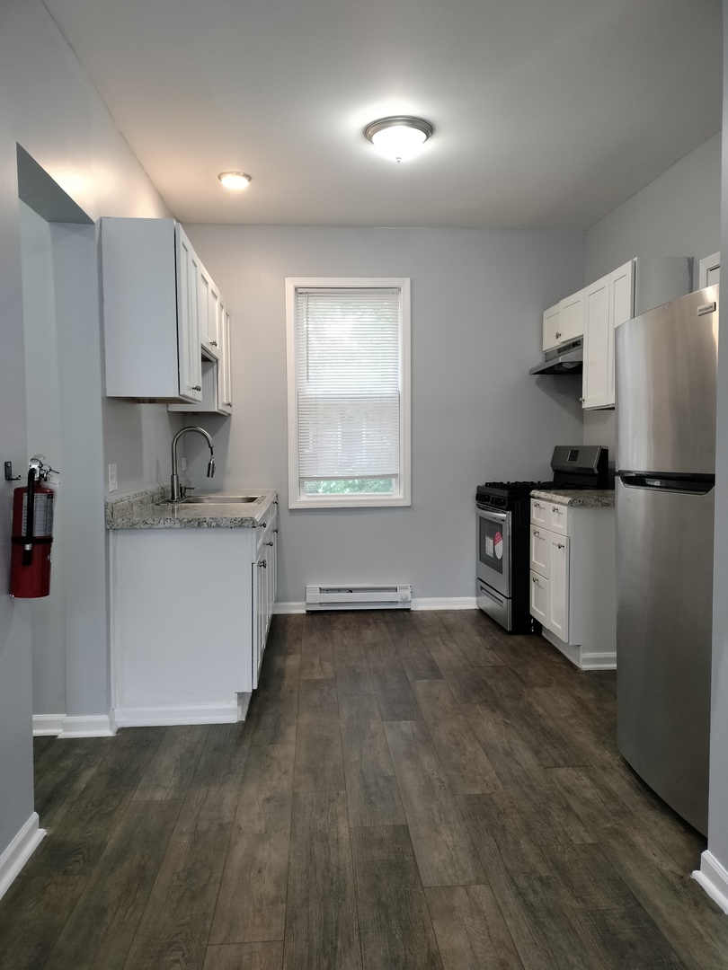 6601 S Green Street 817-2