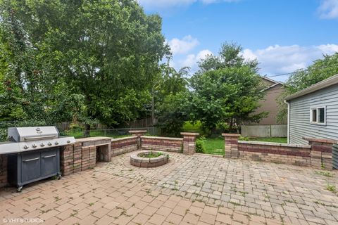 Tiny photo for 27 Ridge Circle, Streamwood, IL 60107 (MLS # 12500692)