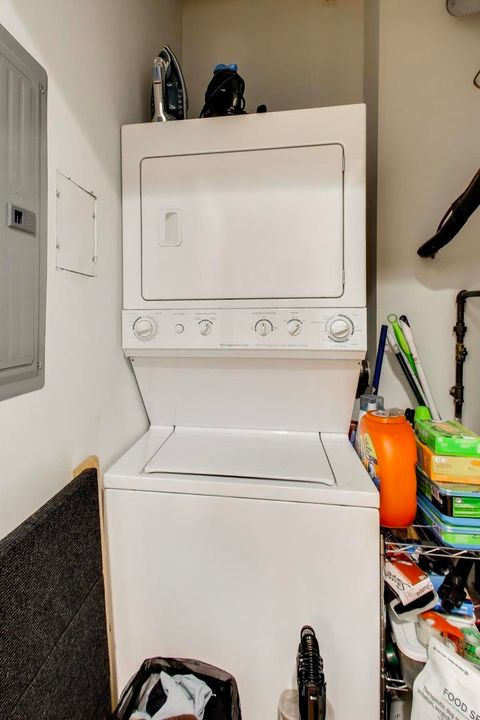 Tiny photo for 909 W Washington Boulevard #811, Chicago, IL 60607 (MLS # 12629867)