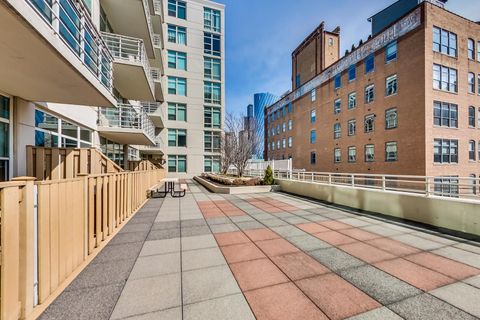 Tiny photo for 909 W Washington Boulevard #811, Chicago, IL 60607 (MLS # 12629867)