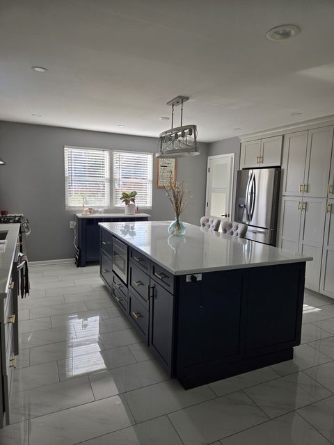 Tiny photo for 452 S Walnut Street, Bensenville, IL 60106 (MLS # 12418417)
