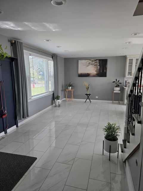 Tiny photo for 452 S Walnut Street, Bensenville, IL 60106 (MLS # 12418417)