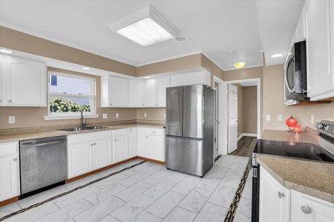 Tiny photo for 905 PHEASANT RUN Road, Tuscola, IL 61953 (MLS # 12608875)