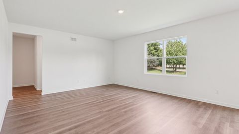 Tiny photo for 1542 Aspen Court, Pingree Grove, IL 60140 (MLS # 12487860)