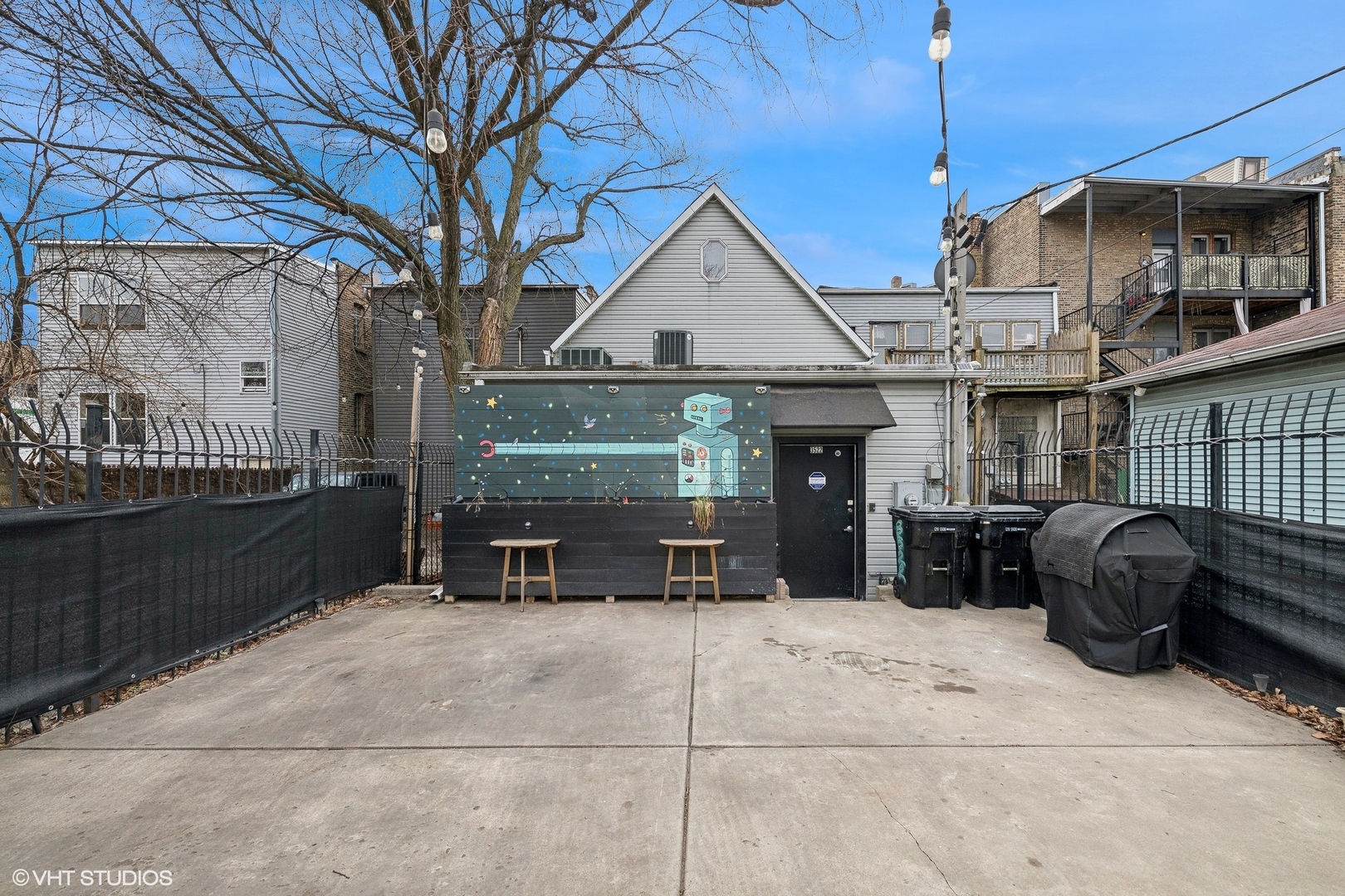 3522 W Armitage Avenue