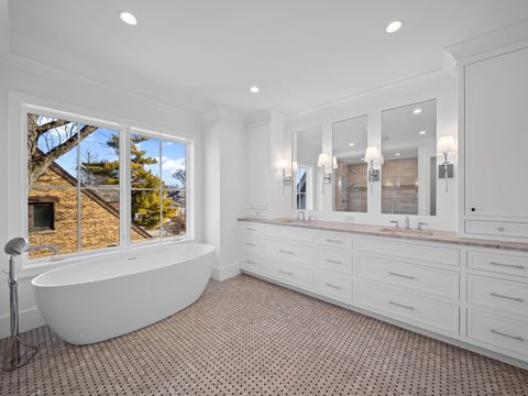 Tiny photo for 2009 Robincrest Lane, Glenview, IL 60025 (MLS # 12566715)