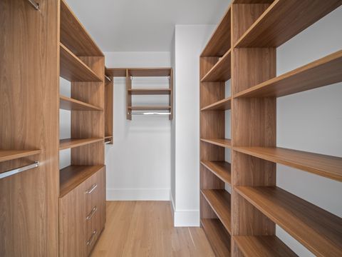 Tiny photo for 2009 Robincrest Lane, Glenview, IL 60025 (MLS # 12566715)