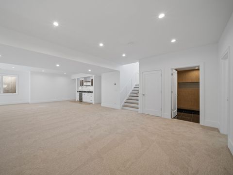 Tiny photo for 2009 Robincrest Lane, Glenview, IL 60025 (MLS # 12566715)