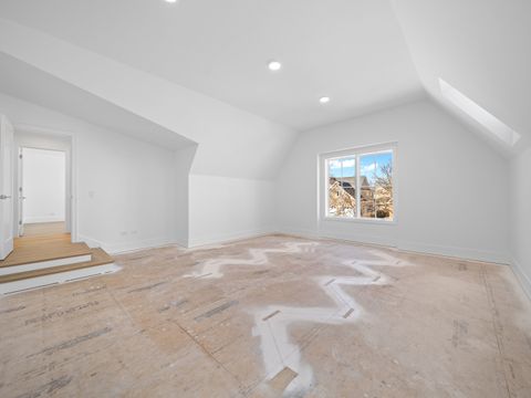 Tiny photo for 2009 Robincrest Lane, Glenview, IL 60025 (MLS # 12566715)