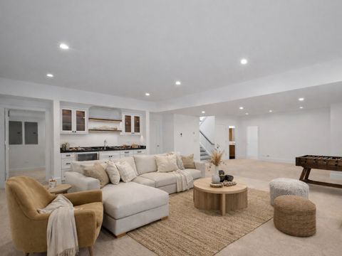 Tiny photo for 2009 Robincrest Lane, Glenview, IL 60025 (MLS # 12566715)