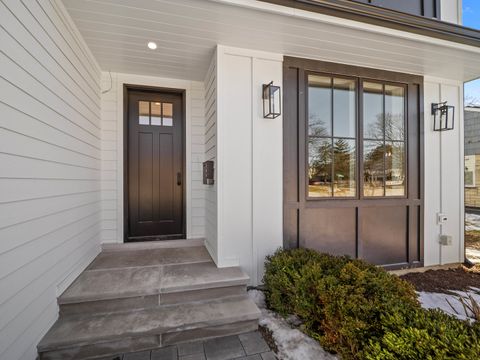 Tiny photo for 2009 Robincrest Lane, Glenview, IL 60025 (MLS # 12566715)