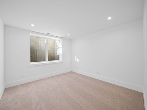 Tiny photo for 2009 Robincrest Lane, Glenview, IL 60025 (MLS # 12566715)