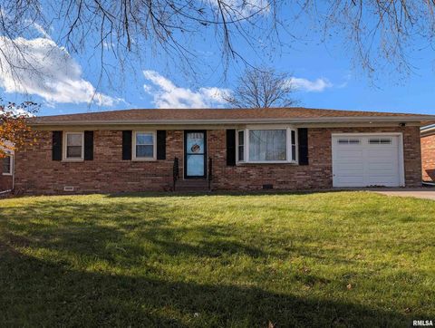 Photo of 3707 15TH Street #D, Moline, IL 61265 (MLS # QC4269699)