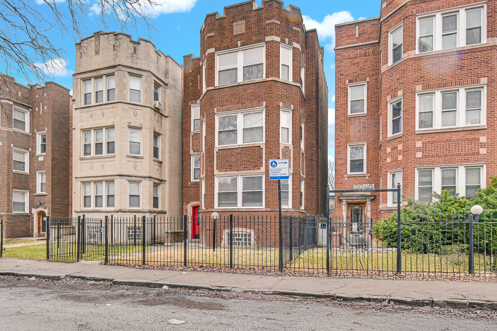 8042 S Champlain Avenue 2