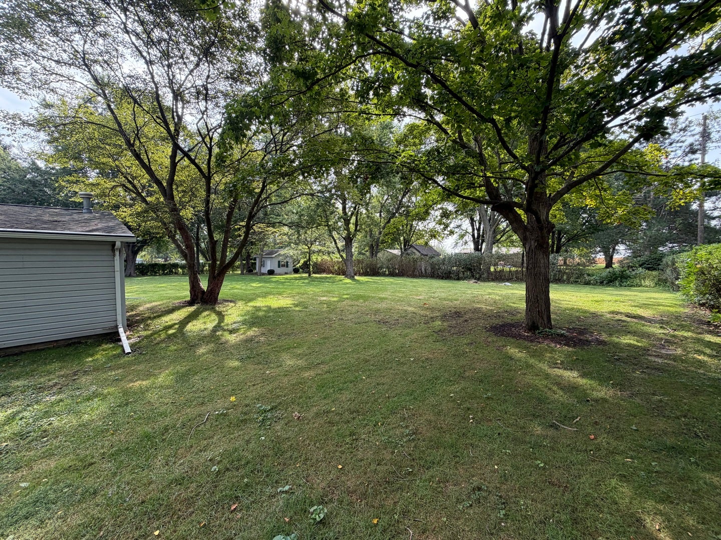 10083 Elizabeth Road