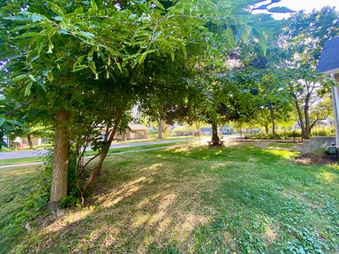 Tiny photo for 317 E Lake Street, Batavia, IL 60510 (MLS # 12456794)