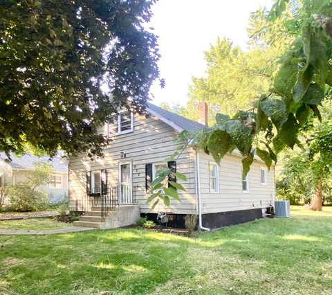 Tiny photo for 317 E Lake Street, Batavia, IL 60510 (MLS # 12456794)