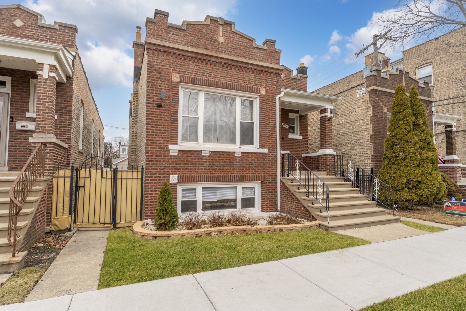 2214 S 61st Court