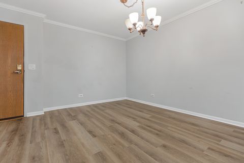 Tiny photo for 540 Biesterfield Road #B315, Elk Grove Village, IL 60007 (MLS # 12507098)