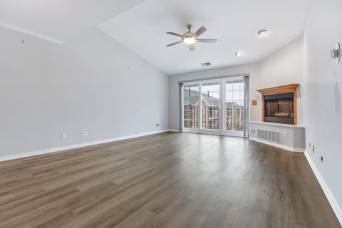 Tiny photo for 540 Biesterfield Road #B315, Elk Grove Village, IL 60007 (MLS # 12507098)