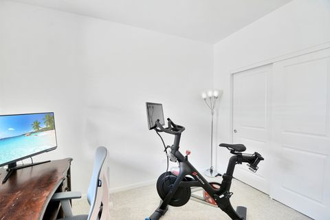 Tiny photo for 20 Harborside Way, Hawthorn Woods, IL 60047 (MLS # 12594334)