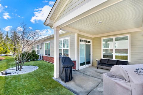 Tiny photo for 20 Harborside Way, Hawthorn Woods, IL 60047 (MLS # 12594334)