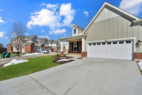 Tiny photo for 20 Harborside Way, Hawthorn Woods, IL 60047 (MLS # 12594334)