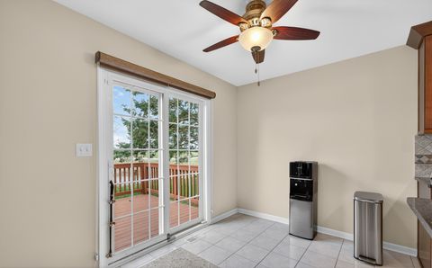 Tiny photo for 125 Ione Drive #A, South Elgin, IL 60177 (MLS # 12615337)