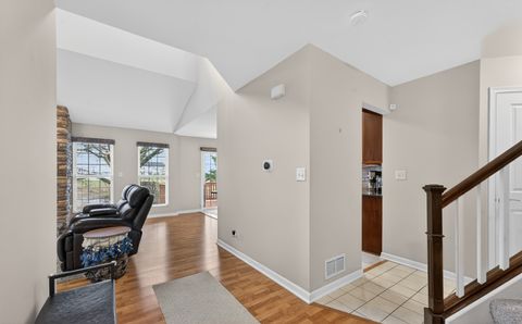 Tiny photo for 125 Ione Drive #A, South Elgin, IL 60177 (MLS # 12615337)