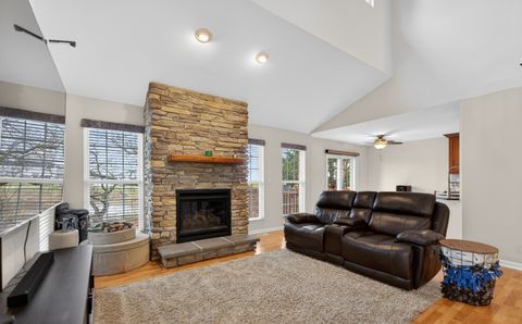 Tiny photo for 125 Ione Drive #A, South Elgin, IL 60177 (MLS # 12615337)