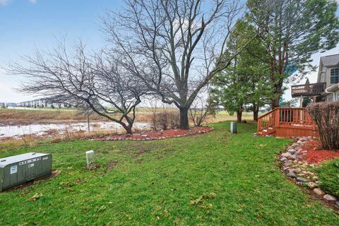 Tiny photo for 125 Ione Drive #A, South Elgin, IL 60177 (MLS # 12615337)