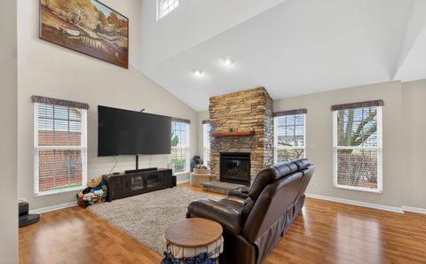 Tiny photo for 125 Ione Drive #A, South Elgin, IL 60177 (MLS # 12615337)