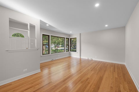 Tiny photo for 1505 W Euclid Avenue, Arlington Heights, IL 60005 (MLS # 12753089)