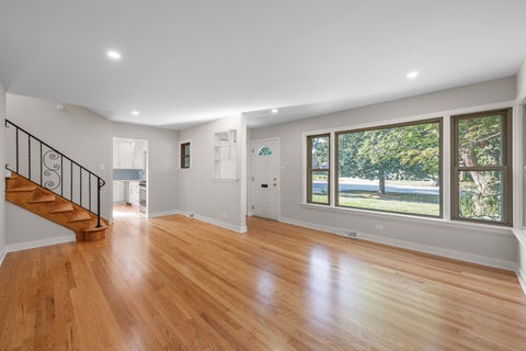 Tiny photo for 1505 W Euclid Avenue, Arlington Heights, IL 60005 (MLS # 12753089)