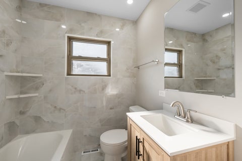 Tiny photo for 1505 W Euclid Avenue, Arlington Heights, IL 60005 (MLS # 12753089)