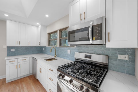 Tiny photo for 1505 W Euclid Avenue, Arlington Heights, IL 60005 (MLS # 12753089)