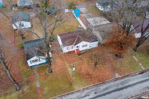 Tiny photo for 2320 McCord Street, Murphysboro, IL 62966 (MLS # EB460712)