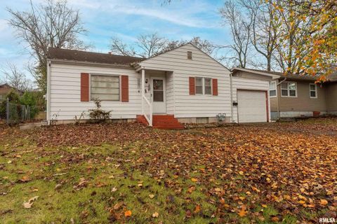 Tiny photo for 2320 McCord Street, Murphysboro, IL 62966 (MLS # EB460712)