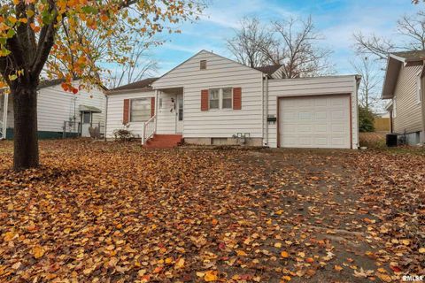 Tiny photo for 2320 McCord Street, Murphysboro, IL 62966 (MLS # EB460712)