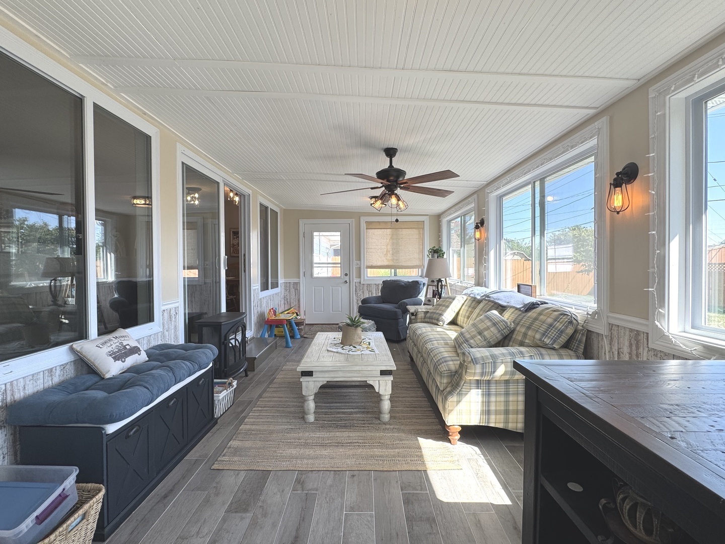 Kankakee, Illinois 60901, United States, 2 Bedrooms Bedrooms, ,1 BathroomBathrooms,Residential,Contingent,212762