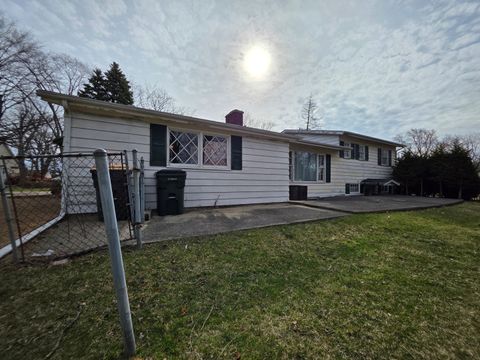 Tiny photo for 8 N Greenwood Avenue, Palatine, IL 60074 (MLS # 12598331)