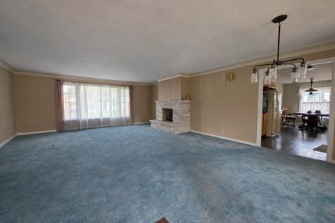 Tiny photo for 8 N Greenwood Avenue, Palatine, IL 60074 (MLS # 12598331)