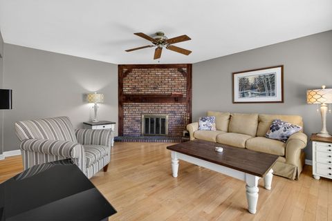 Tiny photo for 6 Charlestown Court, Bolingbrook, IL 60440 (MLS # 12607970)