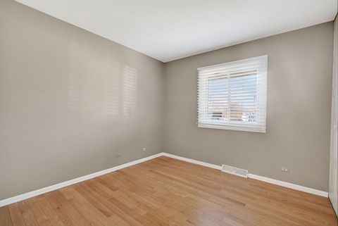 Tiny photo for 6 Charlestown Court, Bolingbrook, IL 60440 (MLS # 12607970)