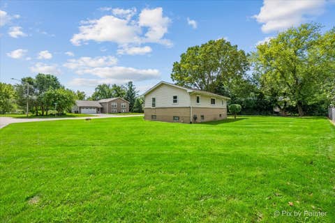 Tiny photo for 239 Vista Road, Lake Zurich, IL 60047 (MLS # 12733969)