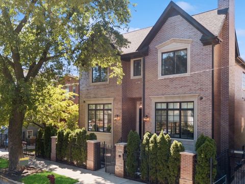 2030 N Honore Street Chicago IL 60614