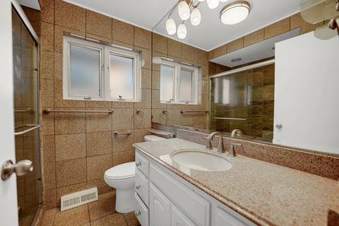 Tiny photo for 7520 W Carmen Avenue, Harwood Heights, IL 60706 (MLS # 12601062)