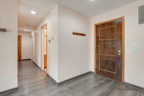 Tiny photo for 851 Garfield Avenue #C, Libertyville, IL 60048 (MLS # 12439440)